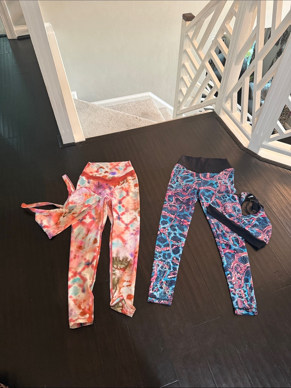 Women's Multicolor Tie-Dye Active Leggings - Vibrant Pink & Coral